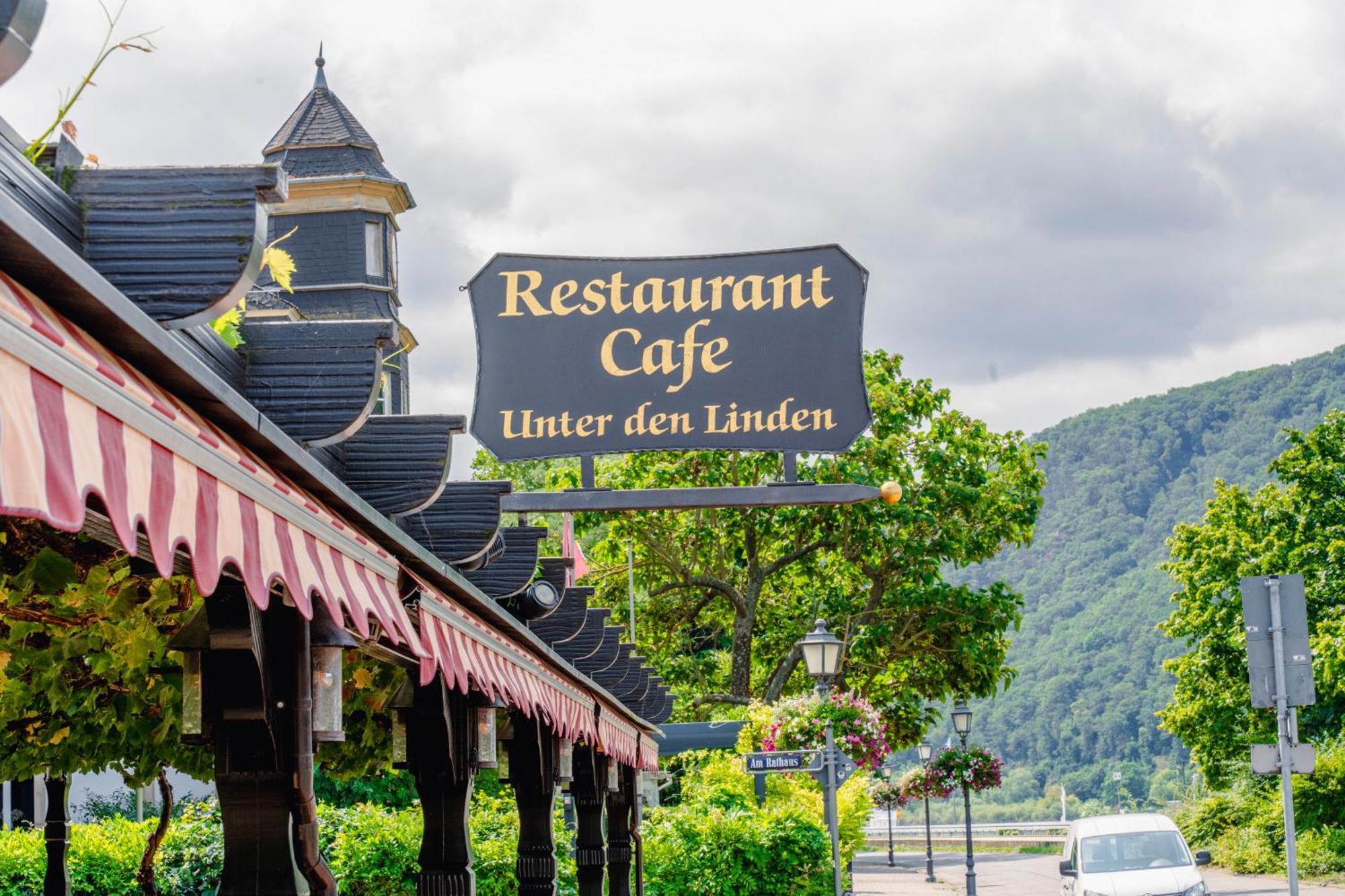 Hotel Unter Den Linden 로데스하임암라인 외부 사진